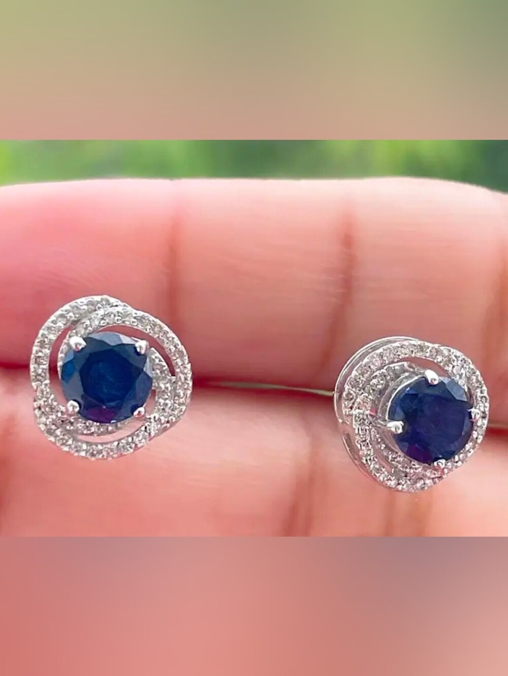 $8 Each Or Bundle 5/$20 Sterling Silver Blue Sapphire Halo Stud Earrings